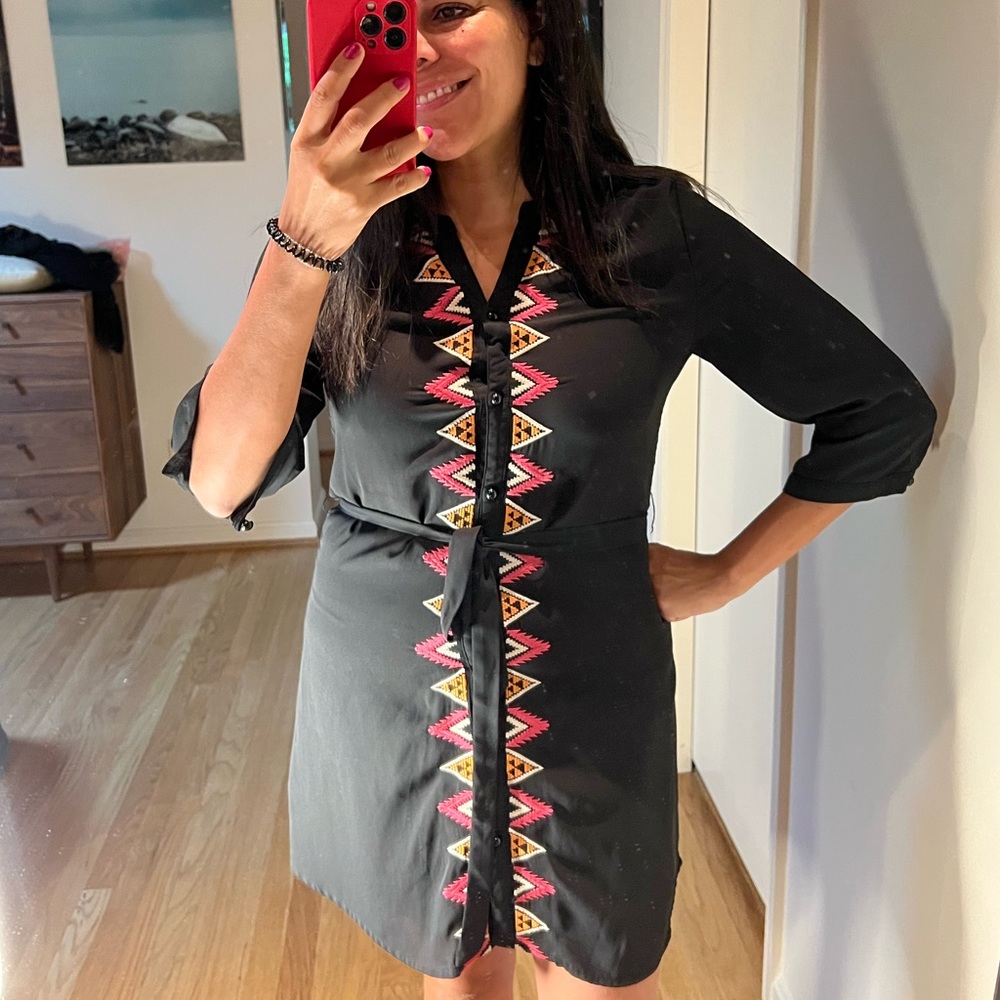 TCEC dress with pattern button lining - large